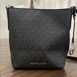 Michael Kors Men's Black Signature Crossbody bucket Bag